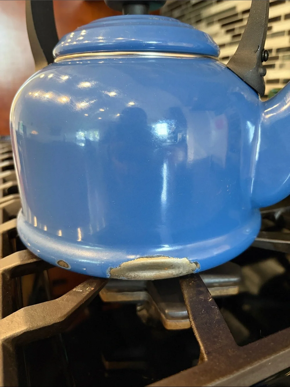 Le Creuset good very